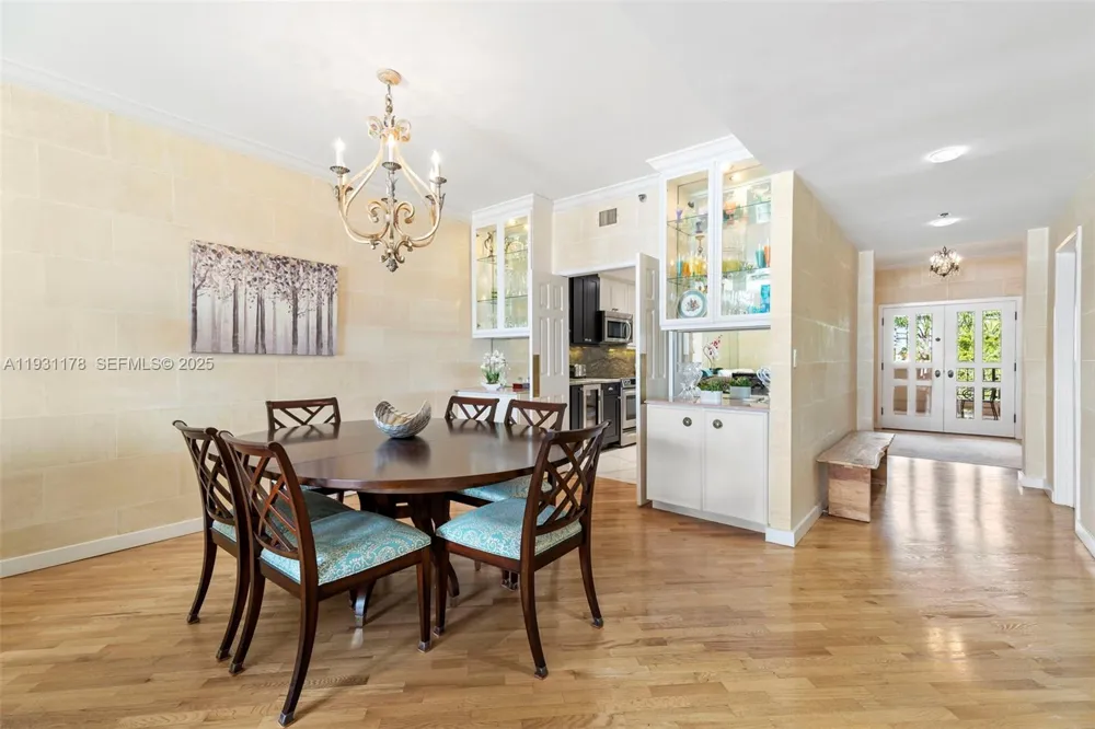 2332 Fisher Island Dr #4302 Miami Beach, FL 33109