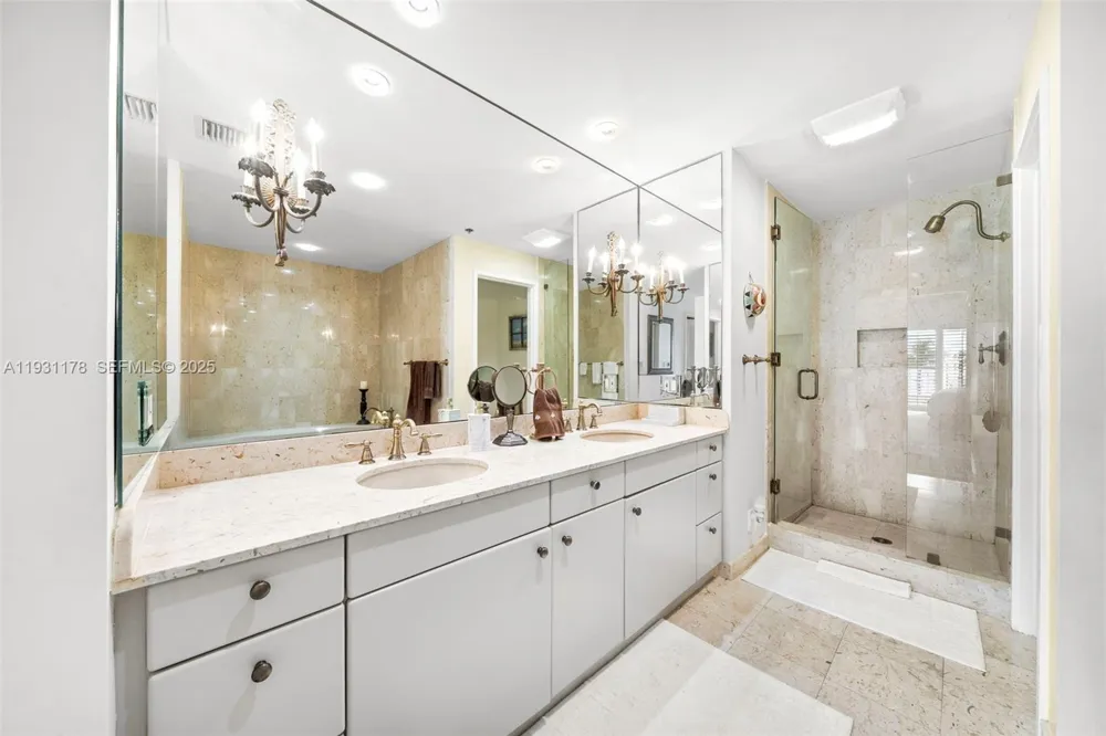 2332 Fisher Island Dr #4302 Miami Beach, FL 33109