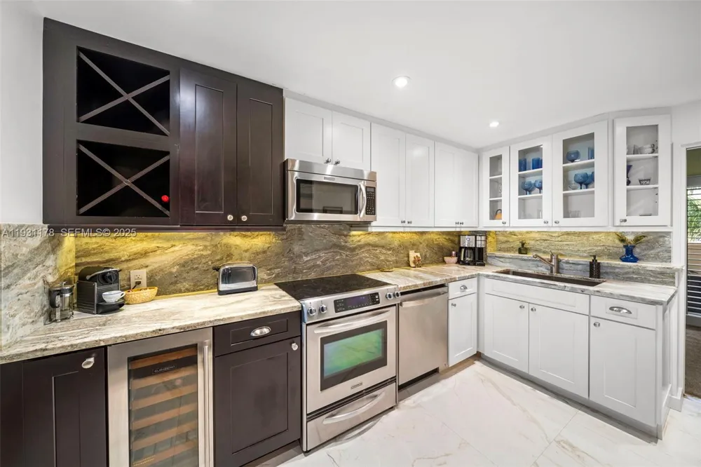 2332 Fisher Island Dr #4302 Miami Beach, FL 33109