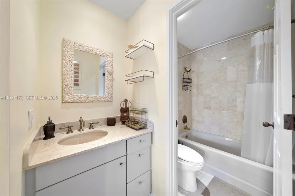 2332 Fisher Island Dr #4302 Miami Beach, FL 33109