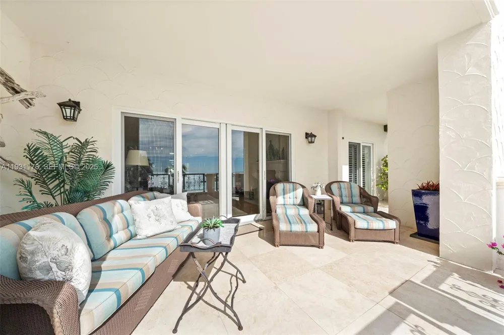 2332 Fisher Island Dr #4302 Miami Beach, FL 33109