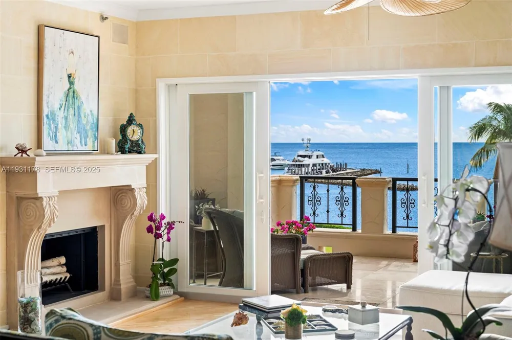 2332 Fisher Island Dr #4302 Miami Beach, FL 33109