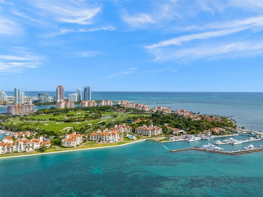 2332 Fisher Island Dr #4302 Miami Beach, FL 33109