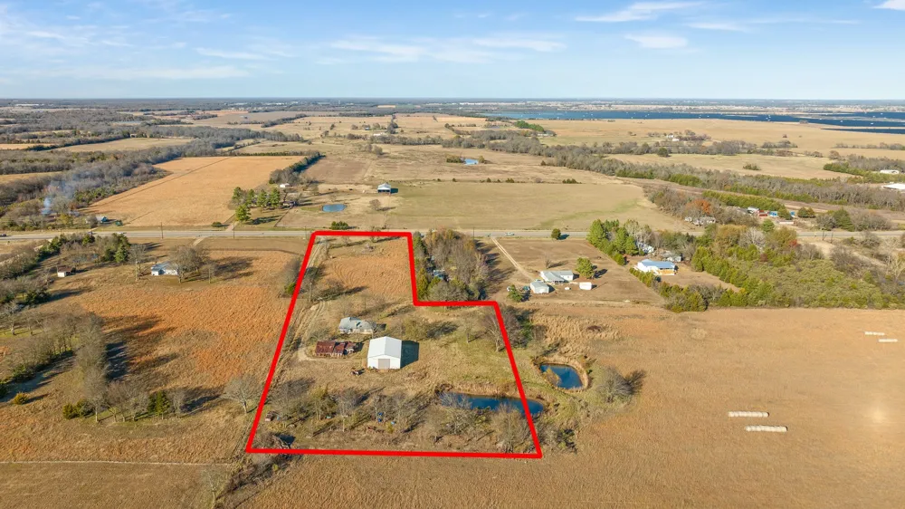 109 PRIVATE RD 24980 Brookston, TX 75421