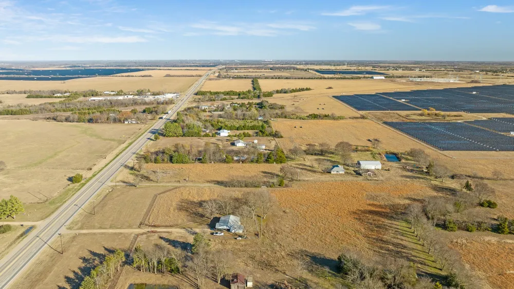 109 PRIVATE RD 24980 Brookston, TX 75421