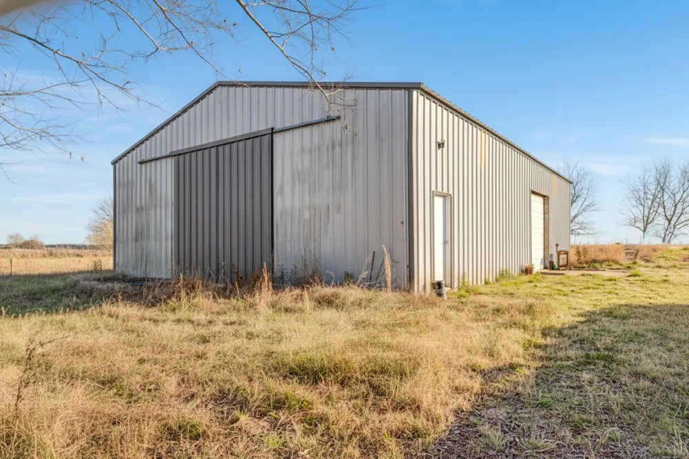 109 PRIVATE RD 24980 Brookston, TX 75421