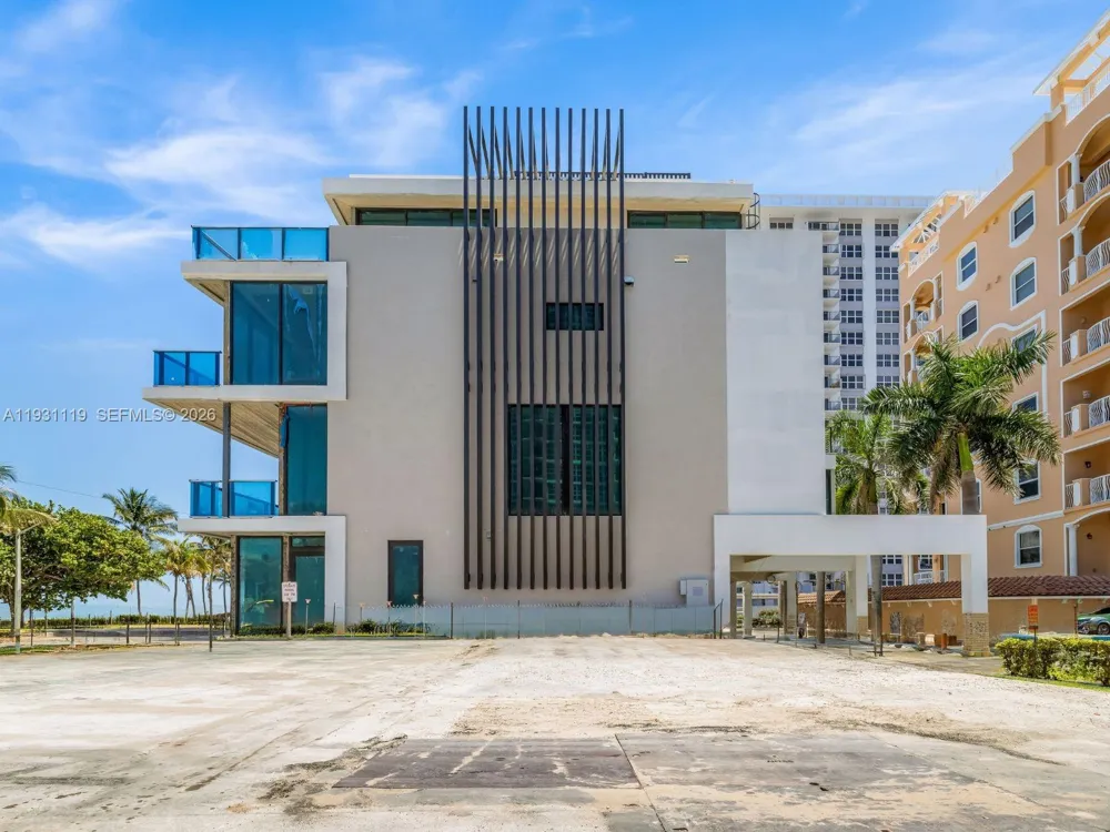 491 Ocean Blvd #4 Pompano Beach, FL 33062