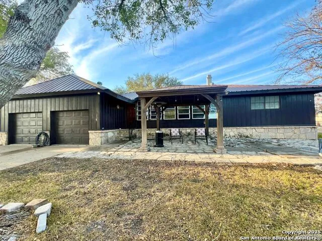 433 Fort Clark Rd Brackettville, TX 78832