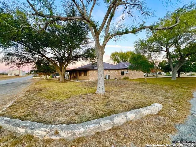 433 Fort Clark Rd Brackettville, TX 78832