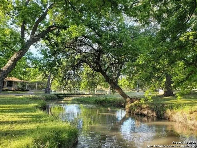 433 Fort Clark Rd Brackettville, TX 78832