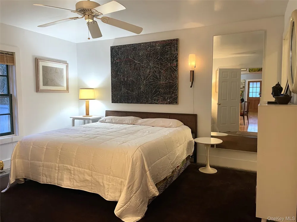 21 Sea Road Southampton, NY 11968
