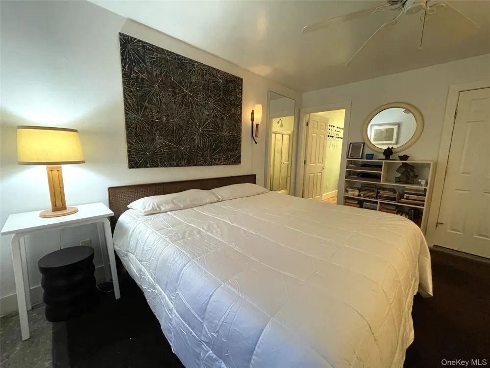 21 Sea Road Southampton, NY 11968