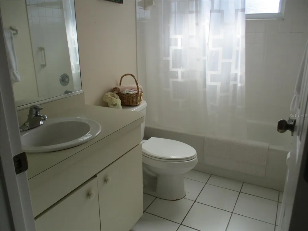 1620 FAIRWAY TRACE #A Palmetto, FL 34221