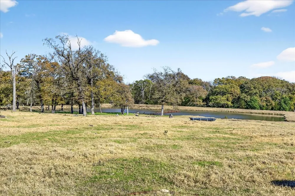 300 County Road 2100 Road Seven Points, TX 75143