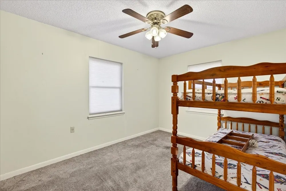 300 County Road 2100 Road Seven Points, TX 75143