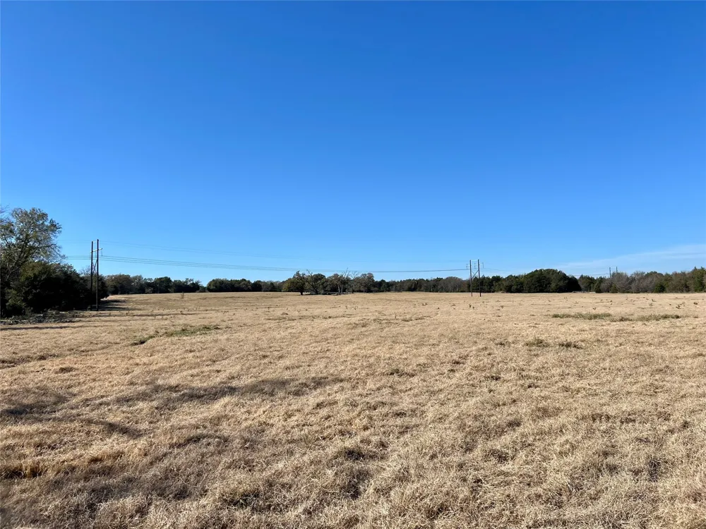 300 County Road 2100 Road Seven Points, TX 75143
