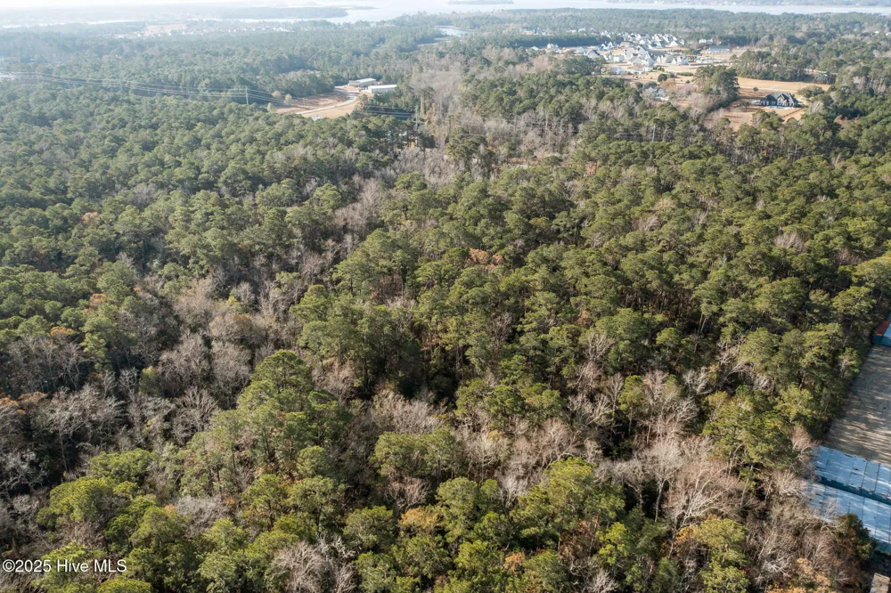 1730 Nc-58 Peletier, NC 28584