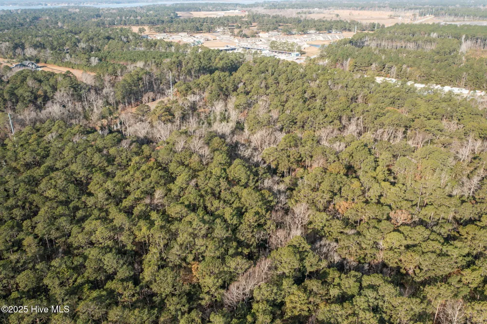 1730 Nc-58 Peletier, NC 28584