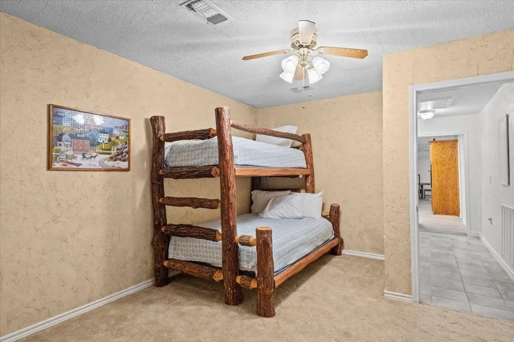 603 Shady Glen Drive Anahuac, TX 77514