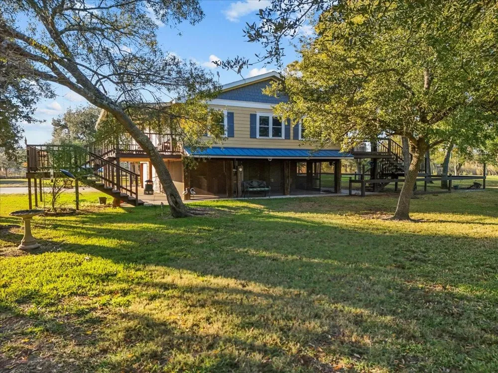 603 Shady Glen Drive Anahuac, TX 77514