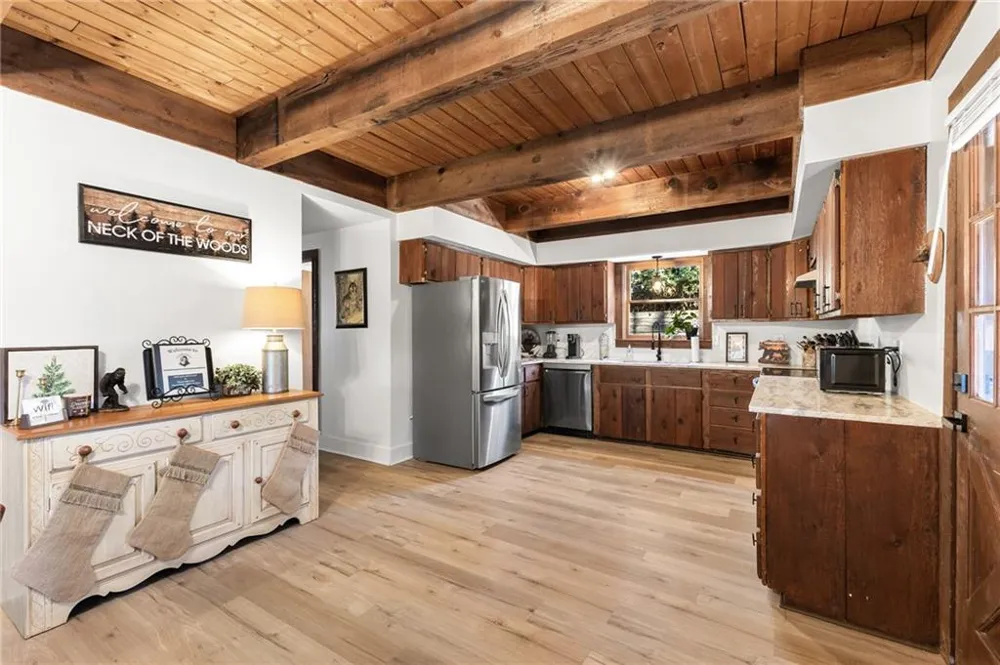 40 Kaceys Lane Helen, GA 30545
