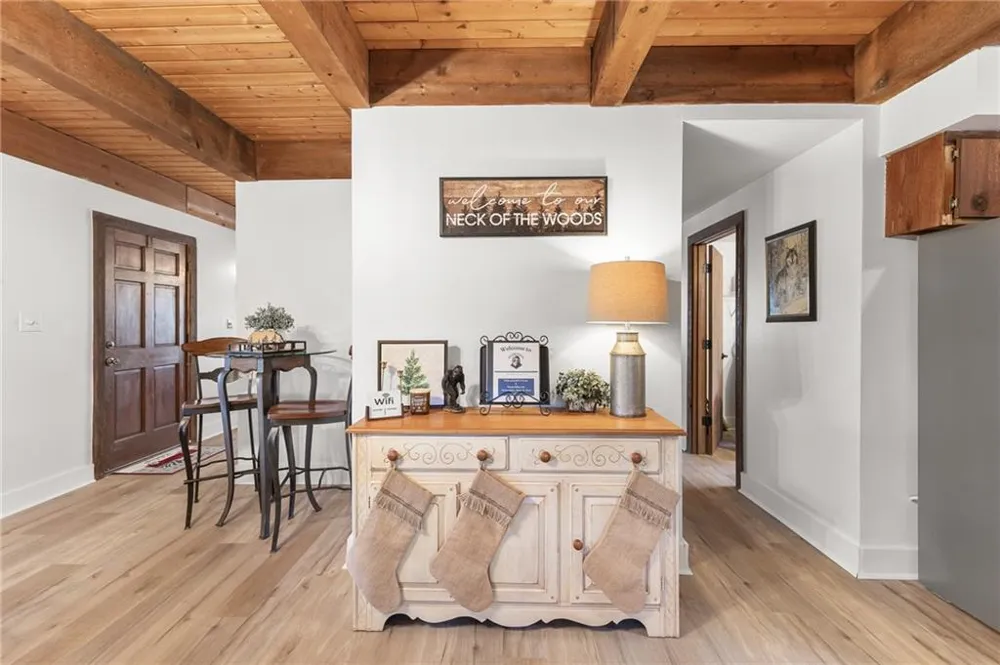 40 Kaceys Lane Helen, GA 30545