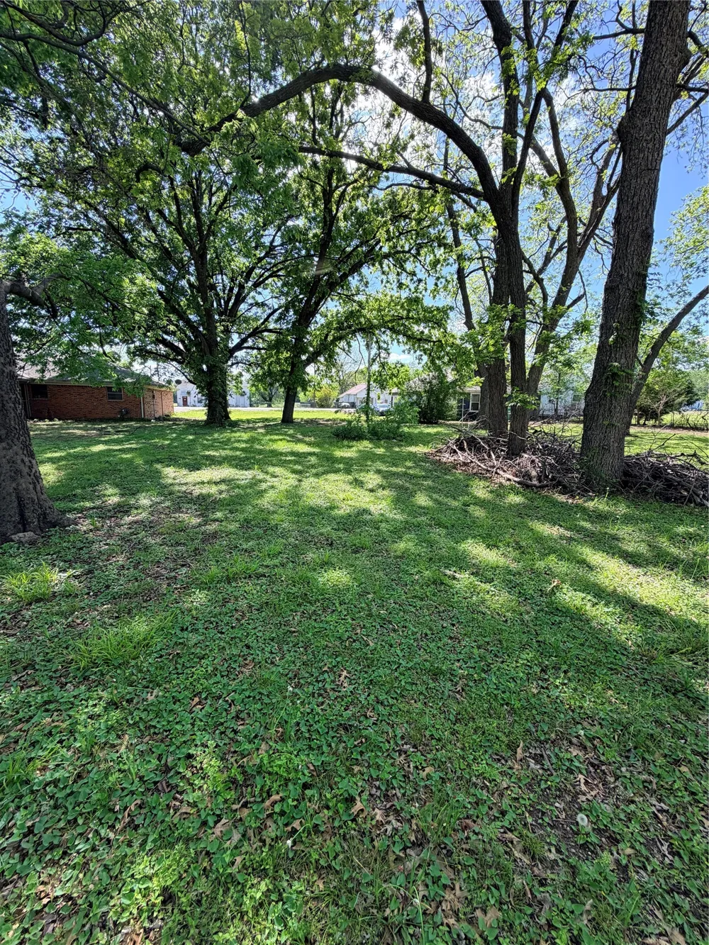202 S Dallas Street Wilmer, TX 75172