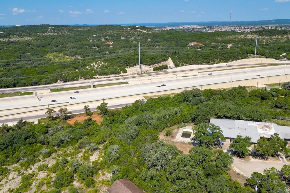 27320 US Hwy 281 North San Antonio, TX 78261