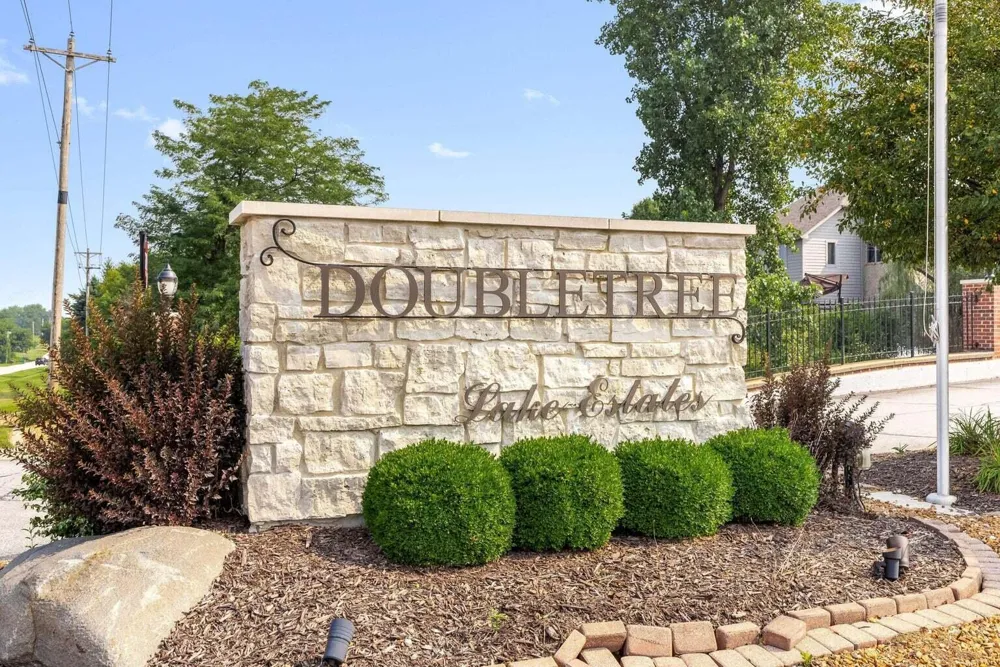 10376 Potomac Court Crown Point, IN 46307