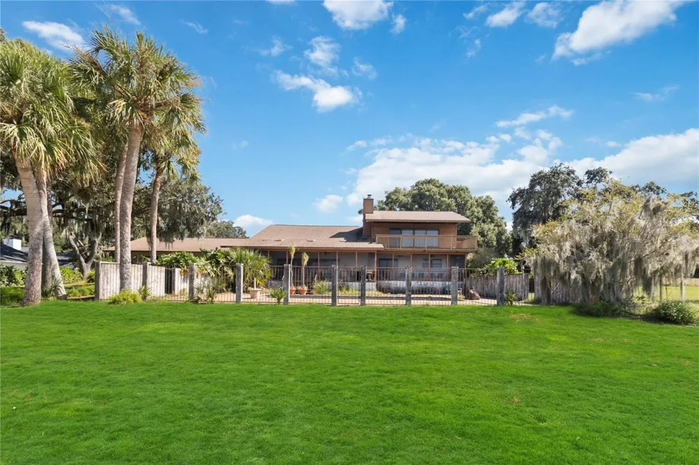 4226 DOWNEAST LANE Windermere, FL 34786