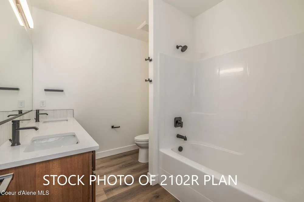 9105 W Swather Avenue Rathdrum, ID 83858