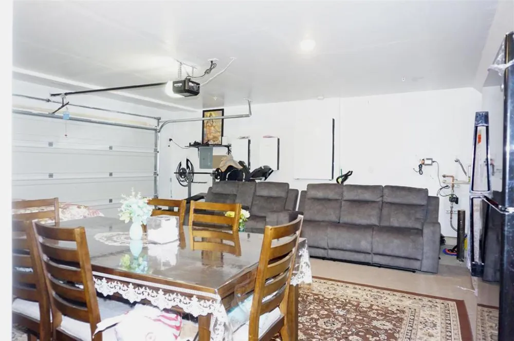405 Greene Way Los Banos, CA 93635