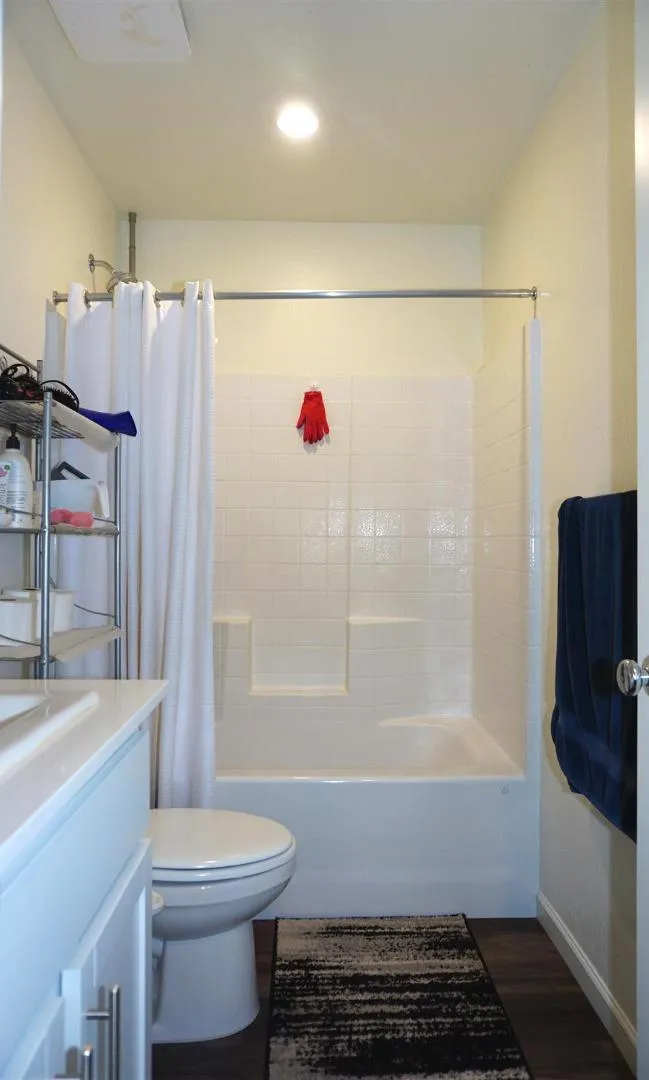 405 Greene Way Los Banos, CA 93635