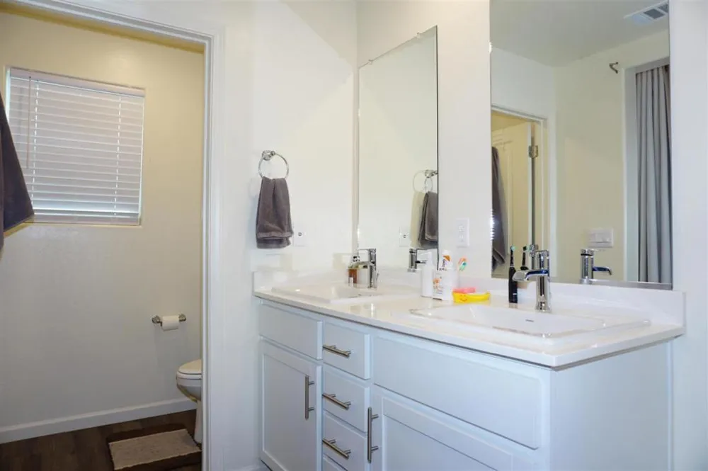 405 Greene Way Los Banos, CA 93635