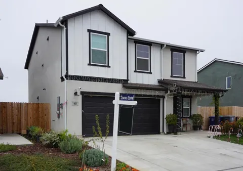405 Greene Way