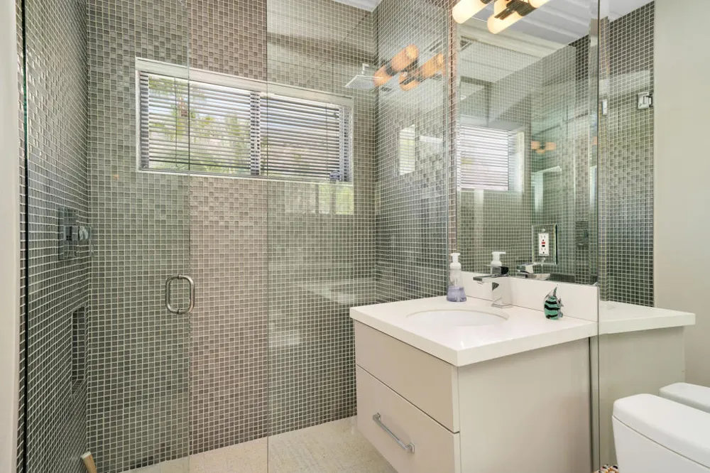 17 Cahuilla Hills Drive Palm Springs, CA 92264