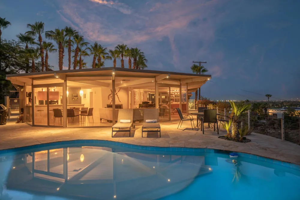 17 Cahuilla Hills Drive Palm Springs, CA 92264