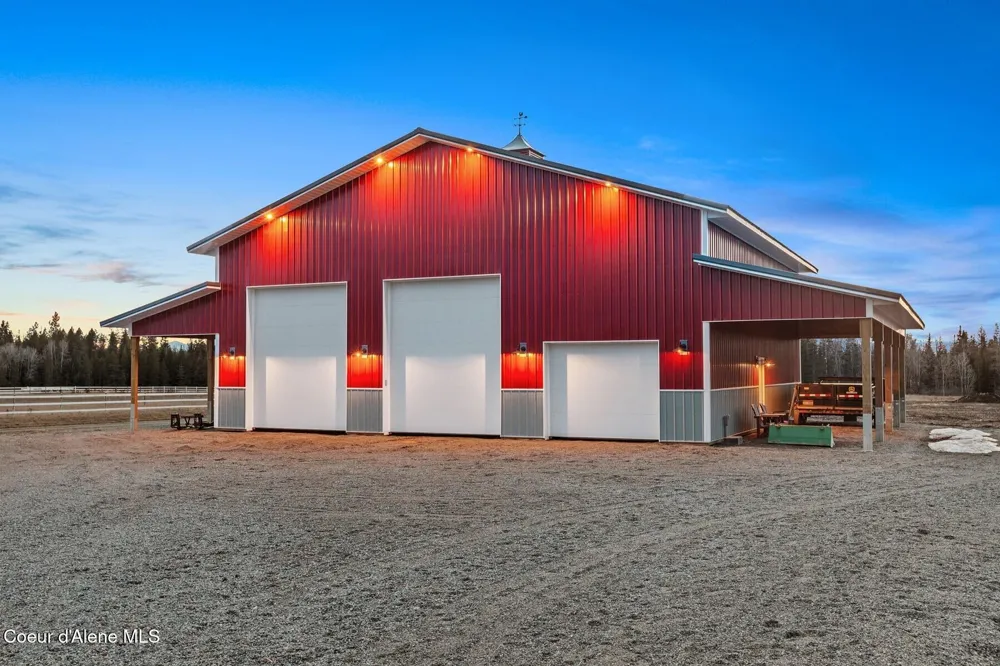 12399 Meadow Wood Lane Hayden, ID 83835