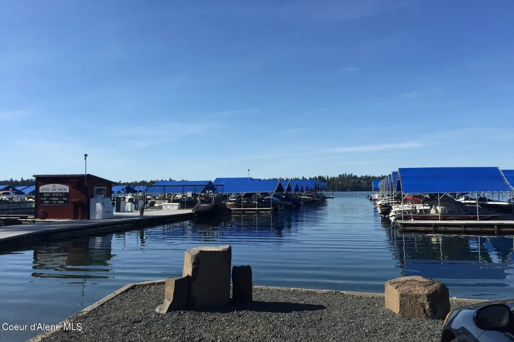 12399 Meadow Wood Lane Hayden, ID 83835