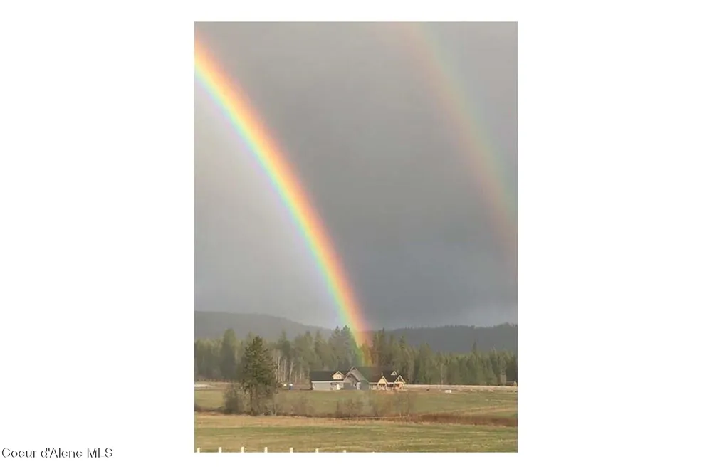 12399 Meadow Wood Lane Hayden, ID 83835