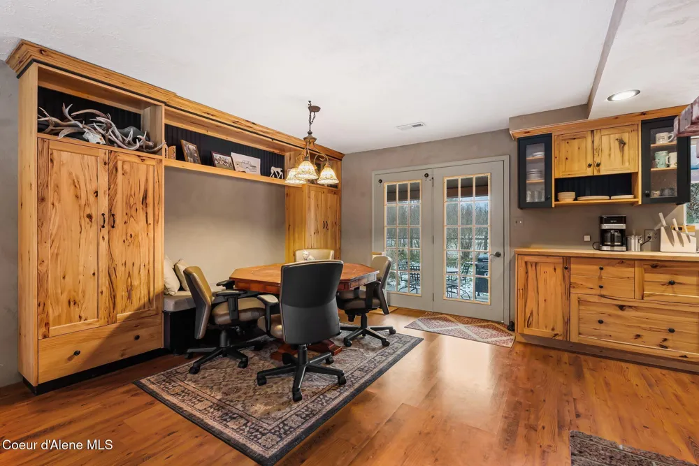 966 Kootenai Road Sandpoint, ID 83864