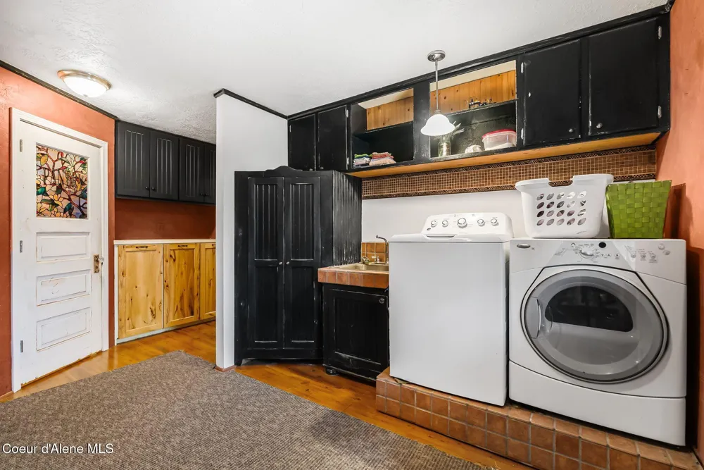 966 Kootenai Road Sandpoint, ID 83864