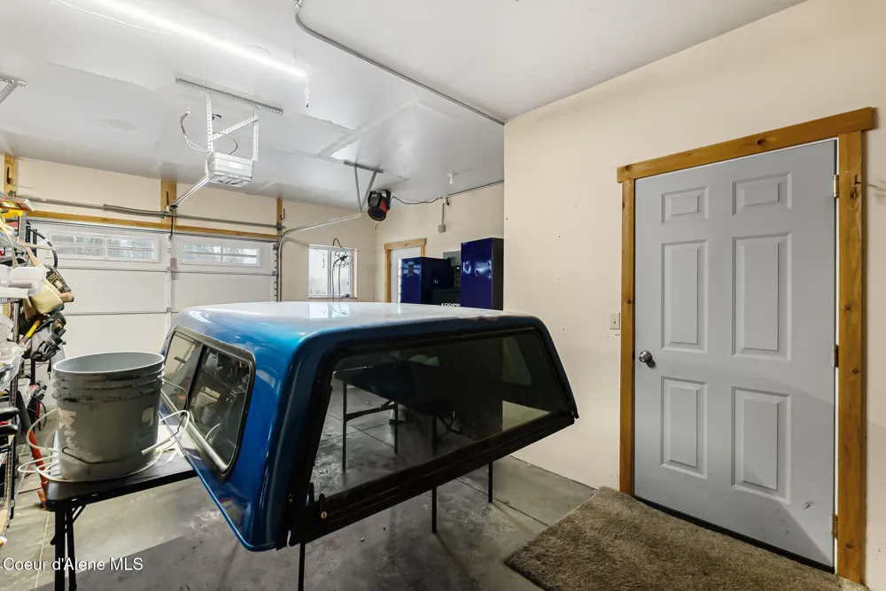 966 Kootenai Road Sandpoint, ID 83864