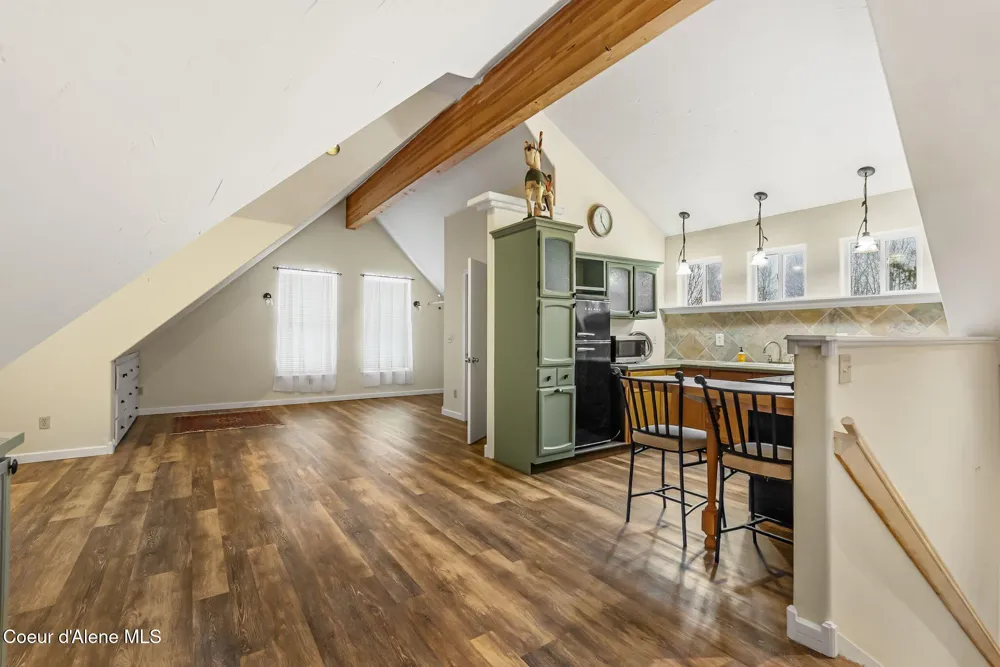 966 Kootenai Road Sandpoint, ID 83864
