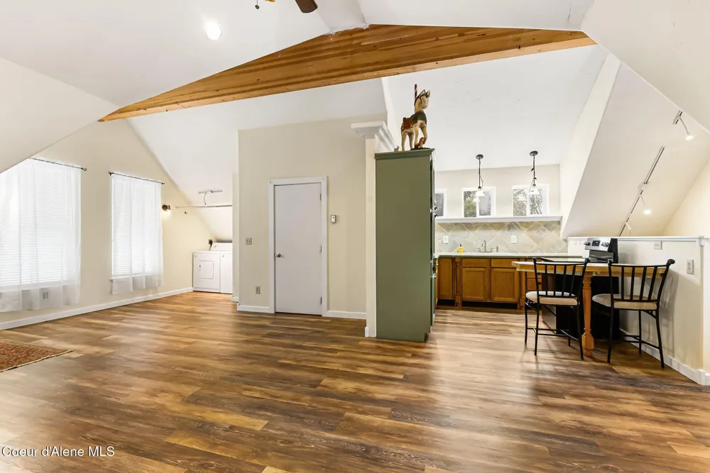 966 Kootenai Road Sandpoint, ID 83864