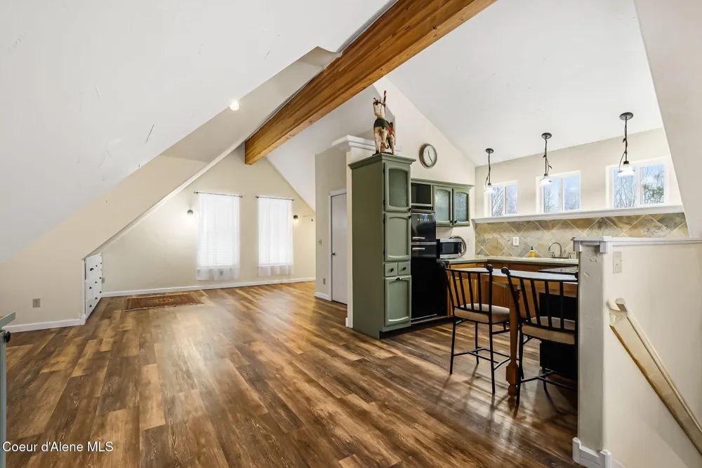 966 Kootenai Road Sandpoint, ID 83864