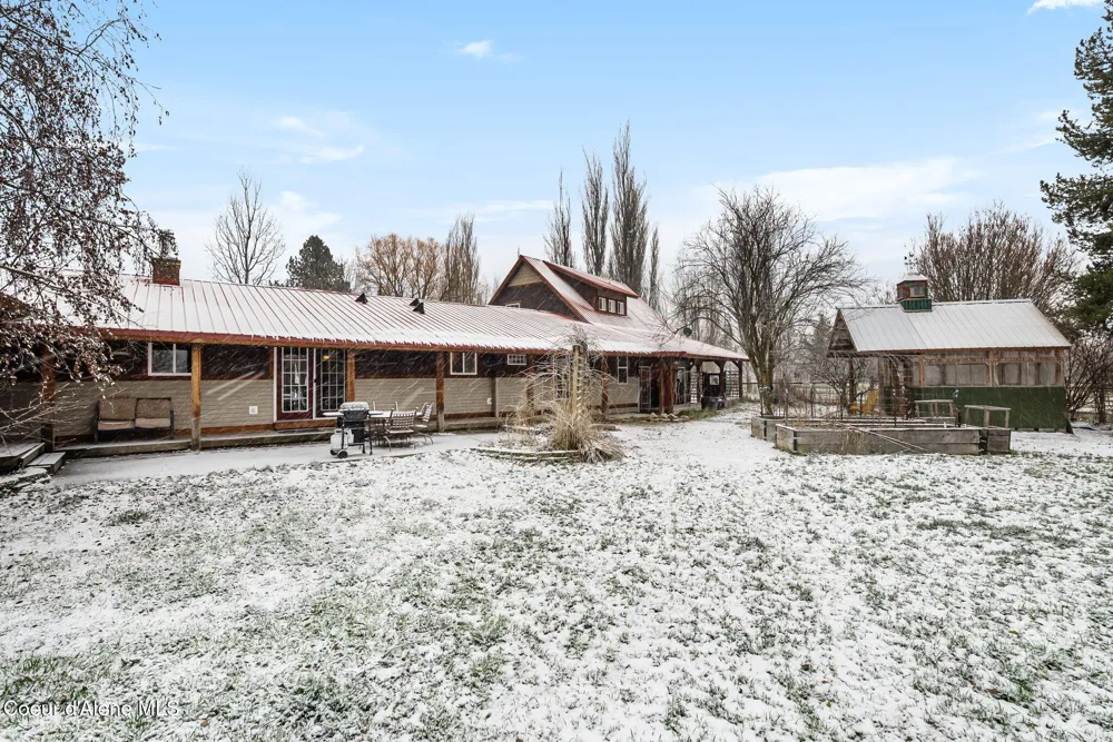 966 Kootenai Road Sandpoint, ID 83864