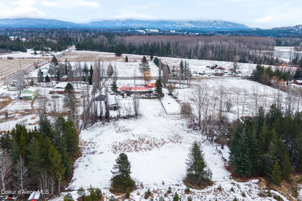 966 Kootenai Road Sandpoint, ID 83864
