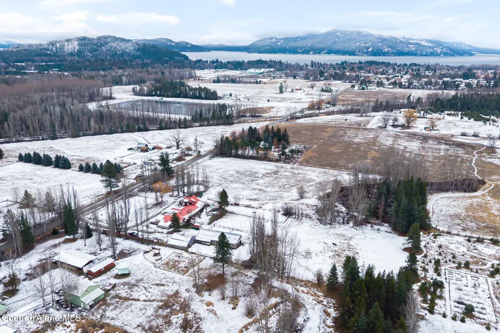 966 Kootenai Road Sandpoint, ID 83864