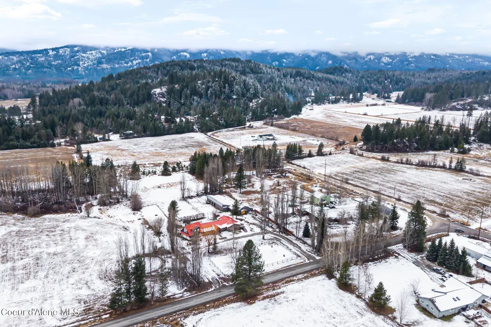 966 Kootenai Road Sandpoint, ID 83864